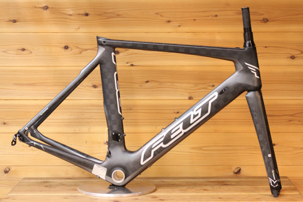 買い取りで入荷！FELT（フェルト）AR1 フレームセット カーボンエアロ