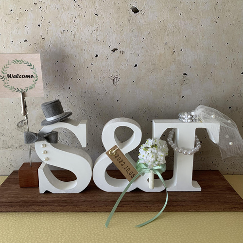 イニシャルオブジェ ／白色(台とウェルカムボード付き) その他オーダー