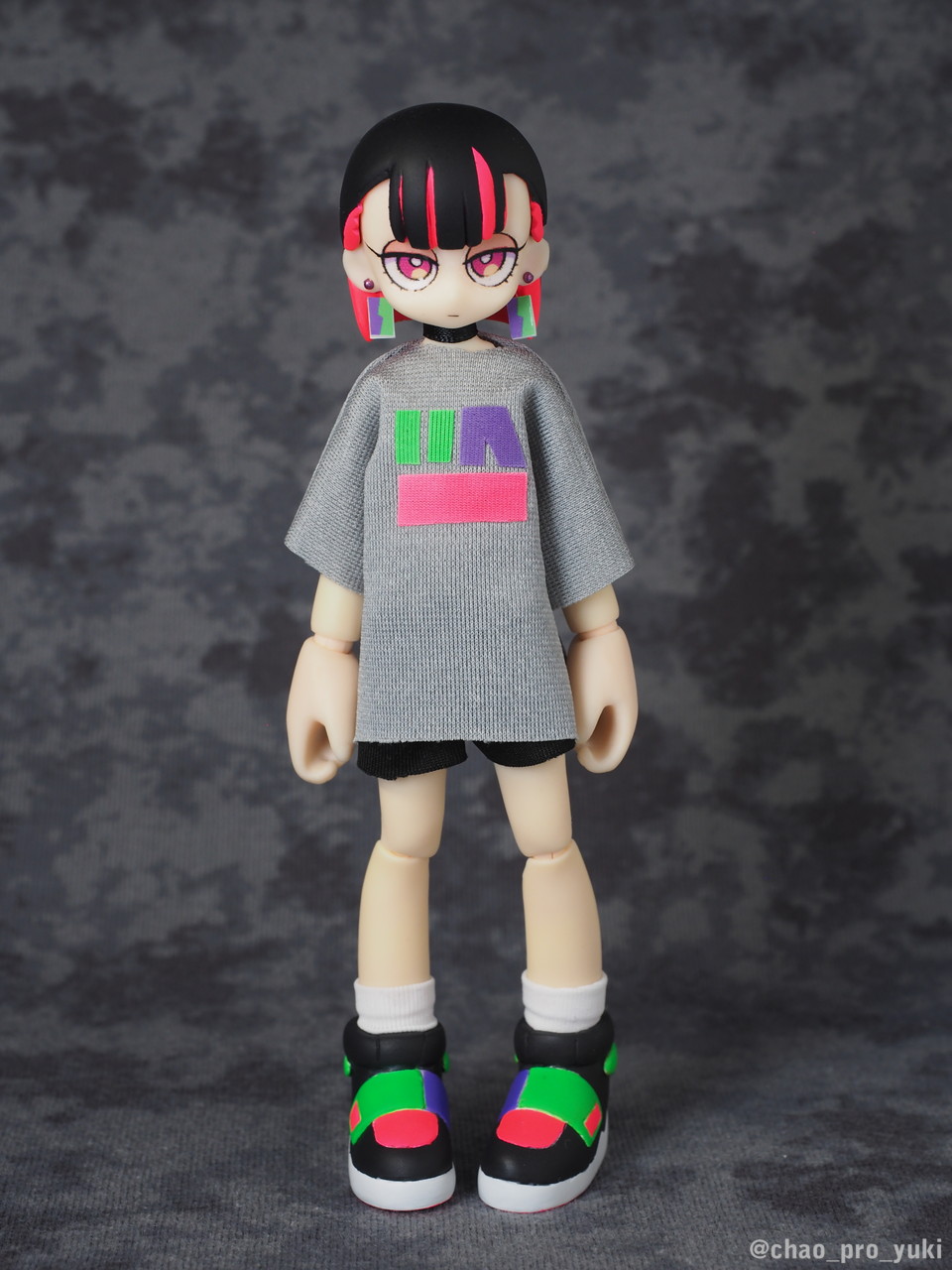 ずっと真夜中でいいのに。にらちゃんフィギュア8bitアレンジCD付き