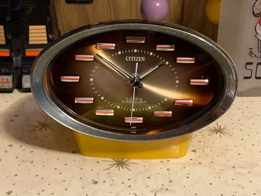 昭和レトロ　動作品　シチズン CITIZEN ゼンマイ式　置時計　スペースエイジ CITIZEN シチズン 目覚し時計 スペースエイジ 昭和レトロ - メルカリ