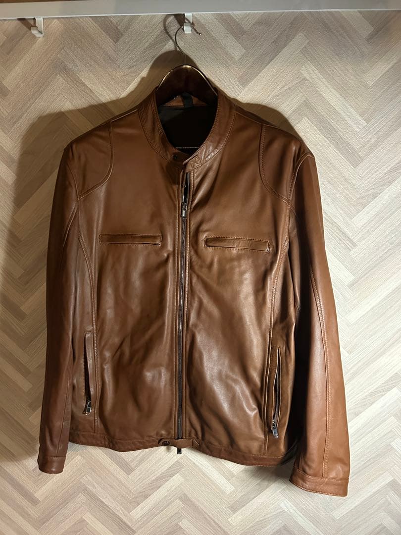 TAGLIATORE（タリアトーレ）レザーライダースブラウン サイズ56 TAGLIATORE（タリアトーレ）の次の一手はレザー！？ ライダース