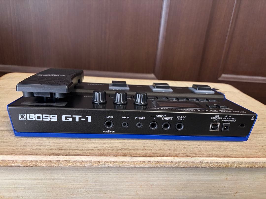 ギター BOSS GT-1