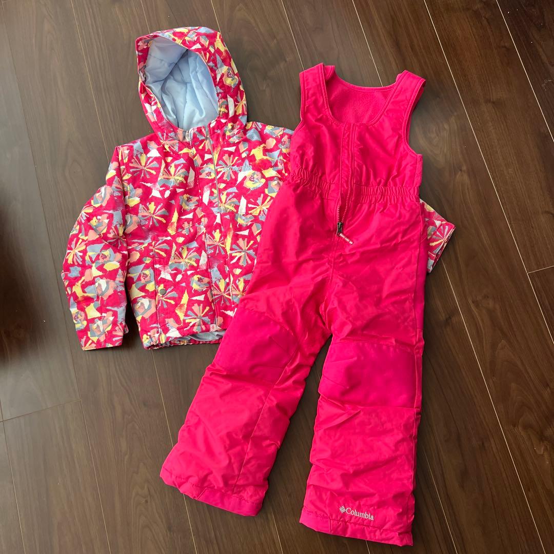 Columbia 子供用スキーウェアセット　xxs Columbia 子ども用スキーウェアセット XXS 靴下セット Columbia 子ども